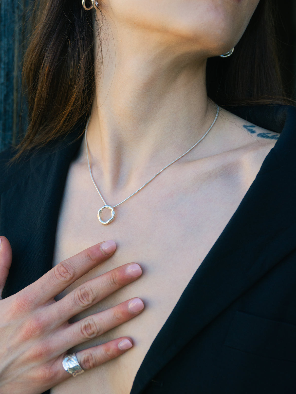 O | Necklace