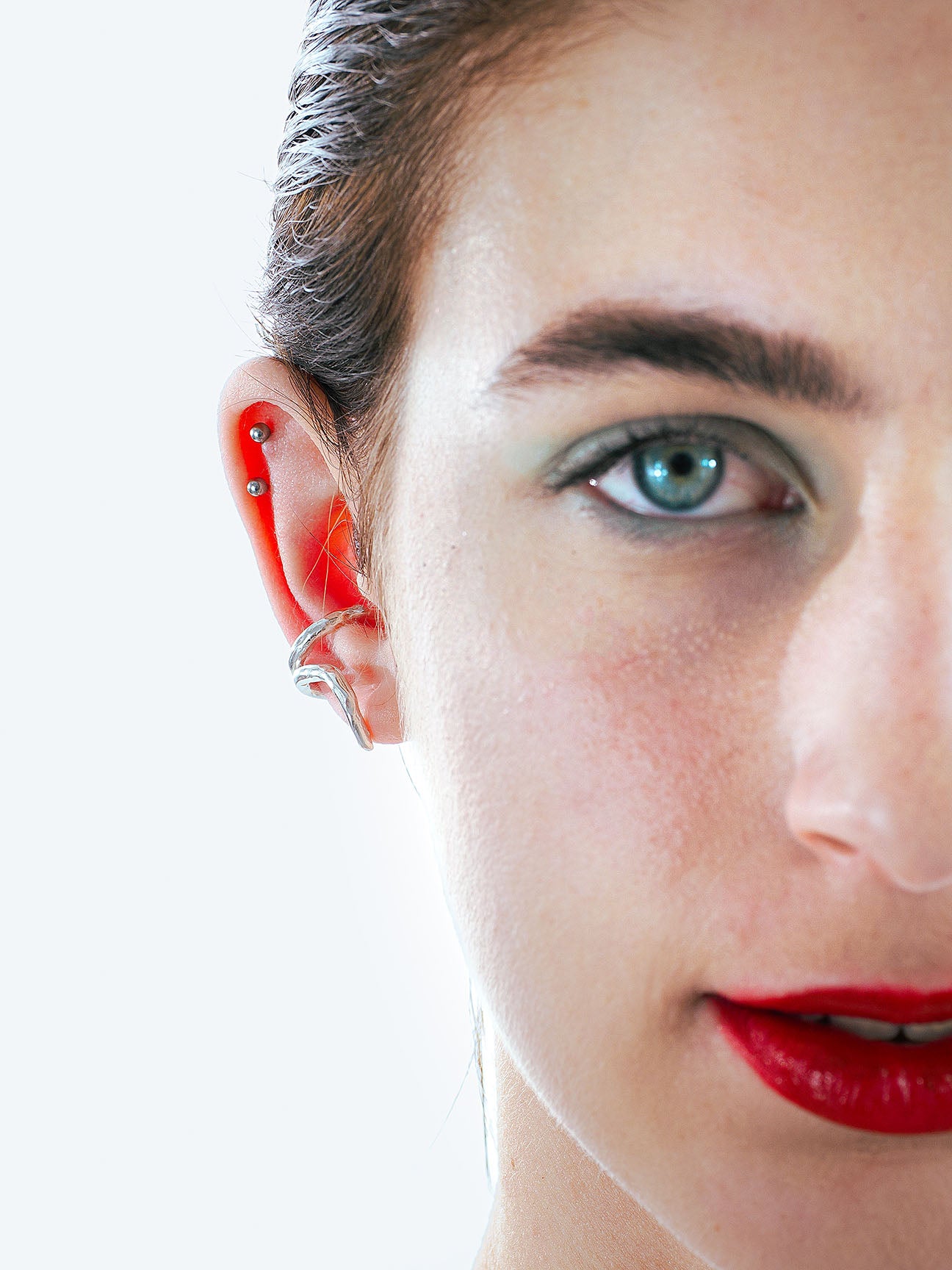 Curved Whisper | Ear Cuff