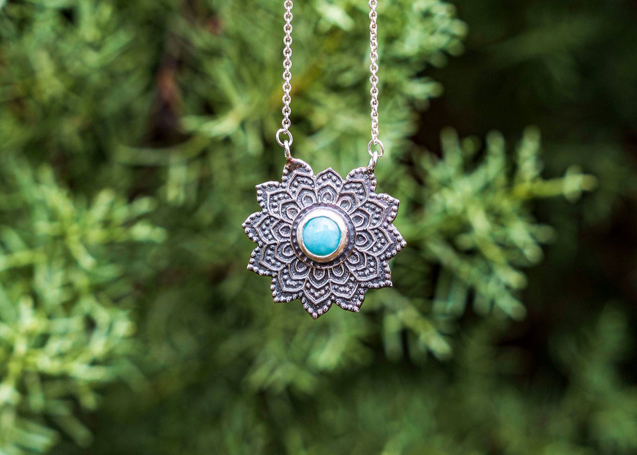 Sacred Aura | Mandala Necklace with Stone