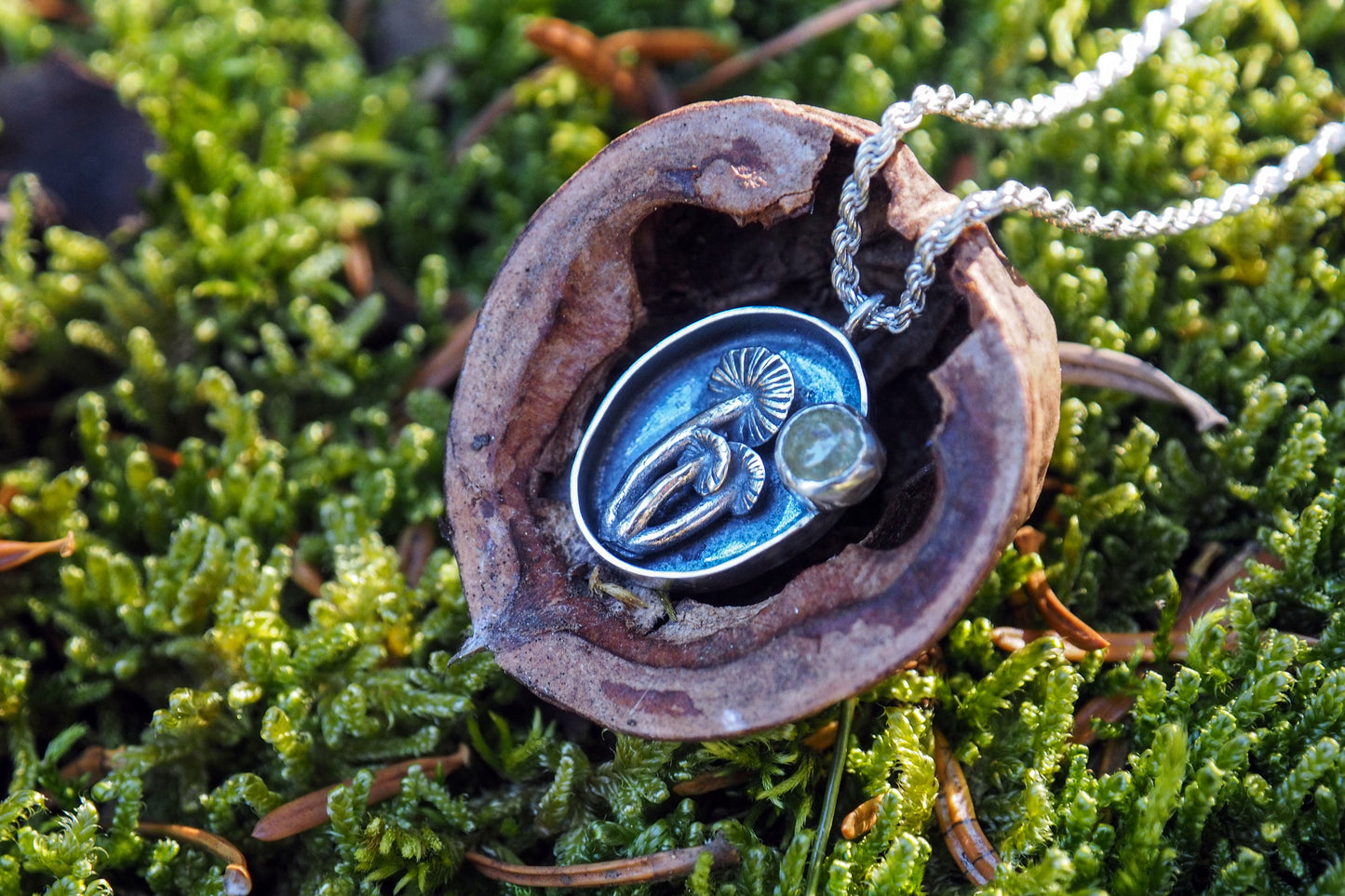 Whispers of the Forest | Necklace with Peridot