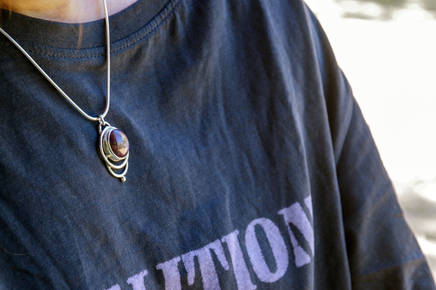 Crimson Orbit | Pendant with Star Ruby