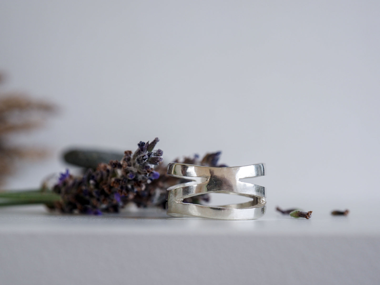 Aelia | Minimal Ring