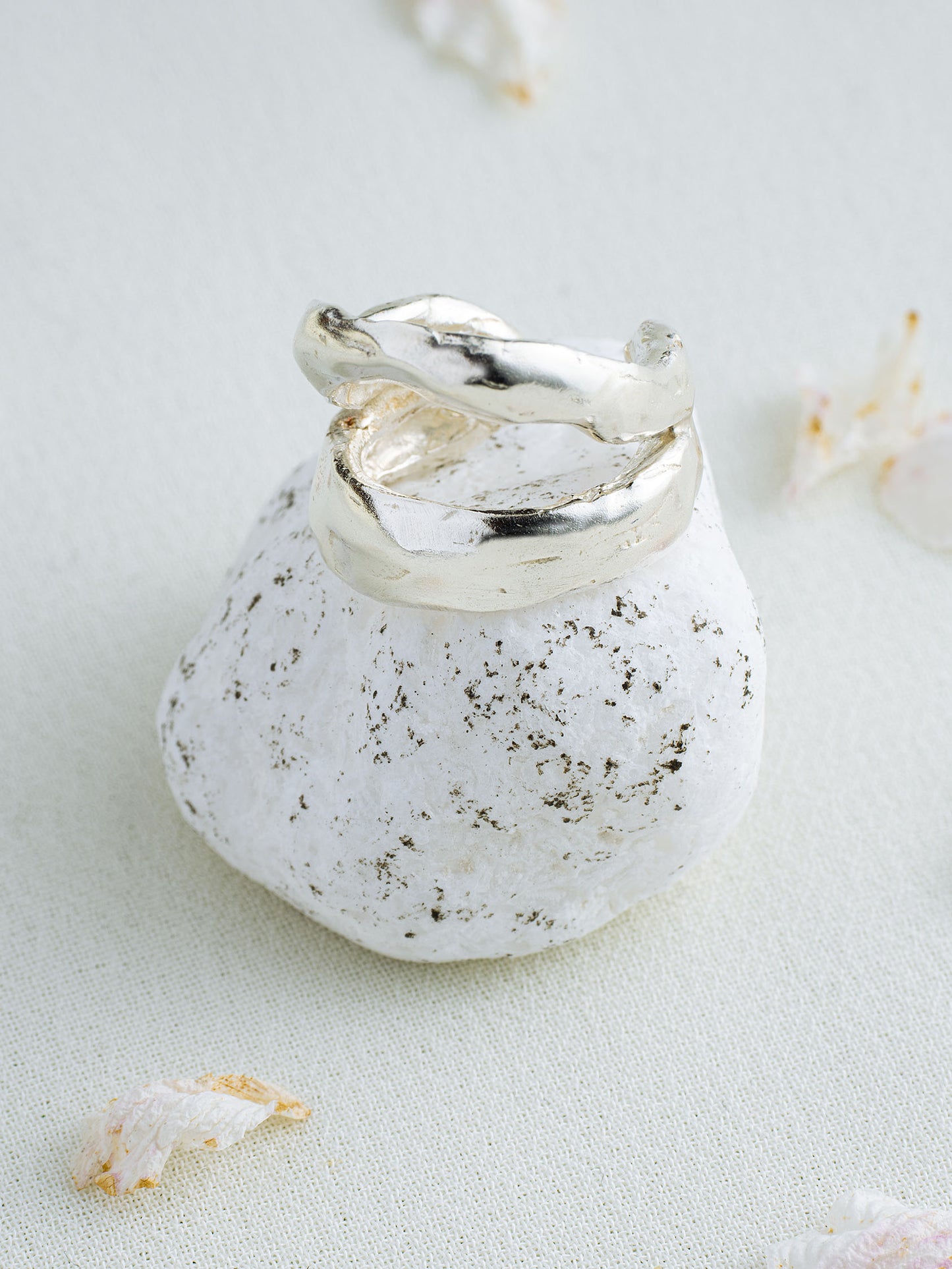 Twin Embrace | Ear Cuff