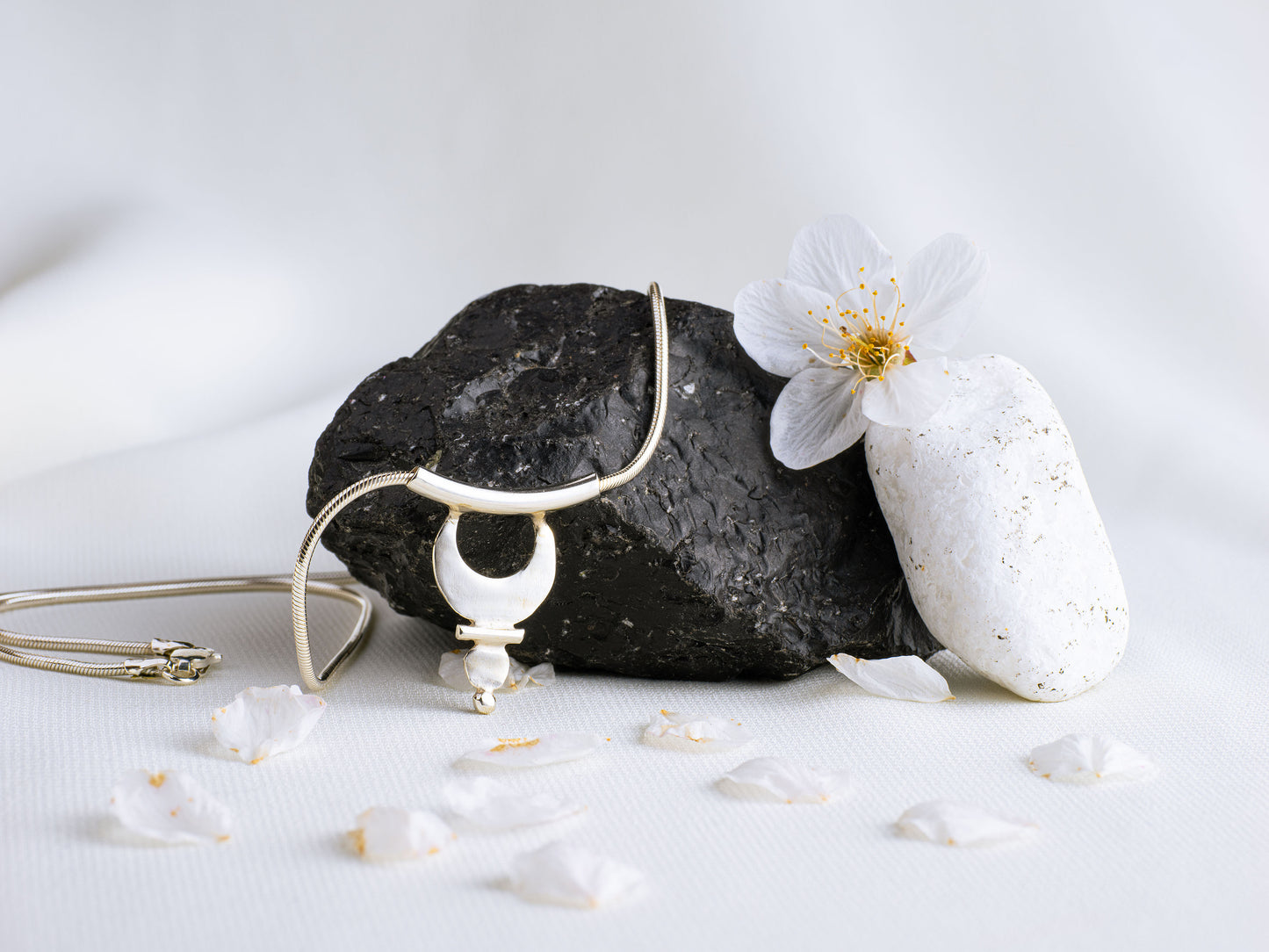 Sacred Union | Necklace
