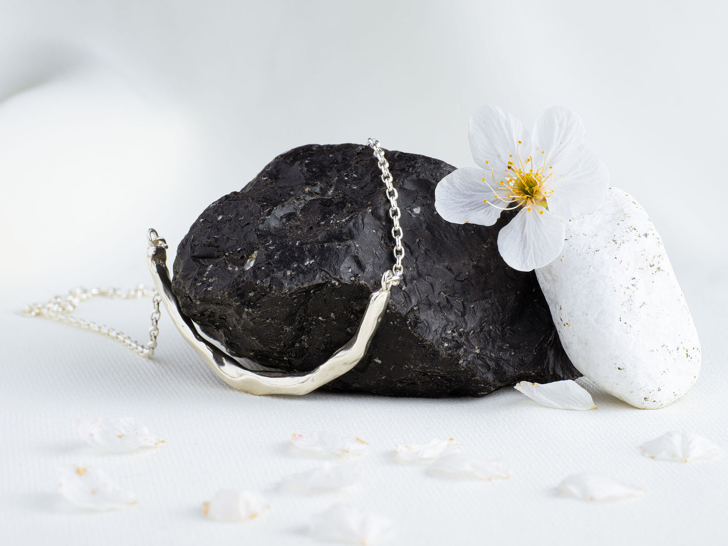 Embrace of Flow | Necklace