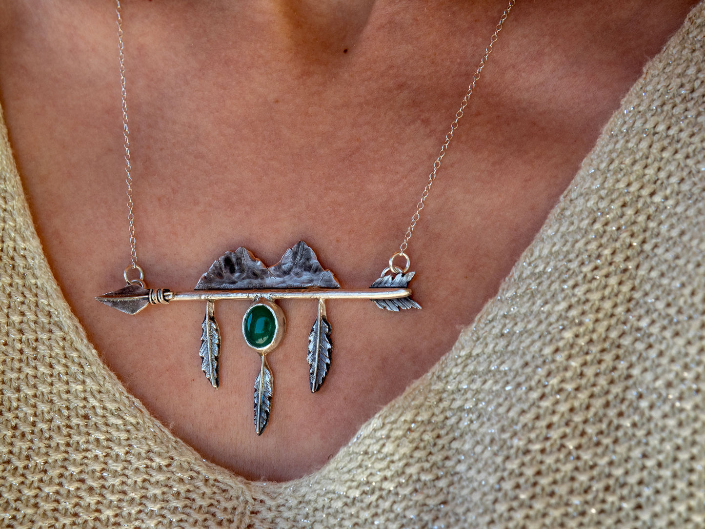 Silver native arrow necklace with Green Onyx