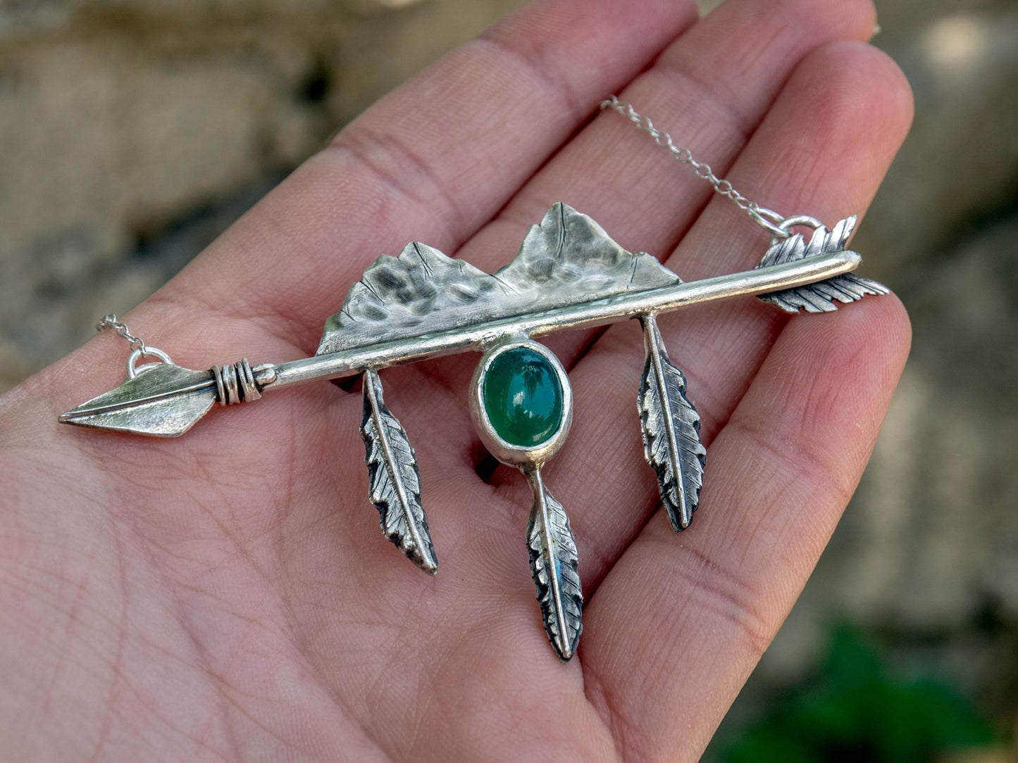 Silver native arrow necklace with Green Onyx