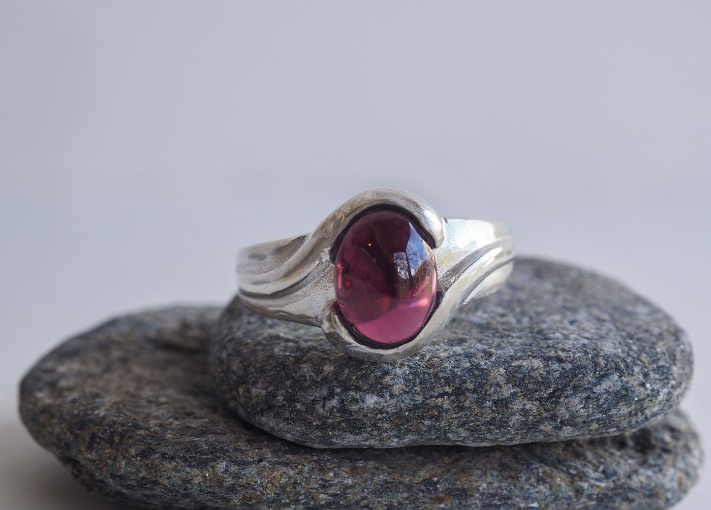 Briella | Ring with Garnet