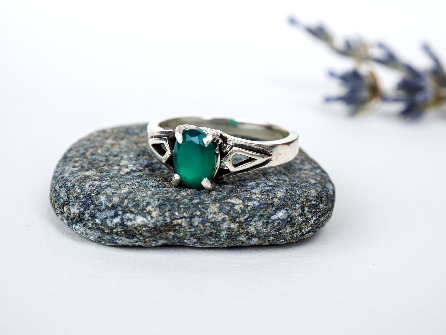 Onora | Green Onyx Ring