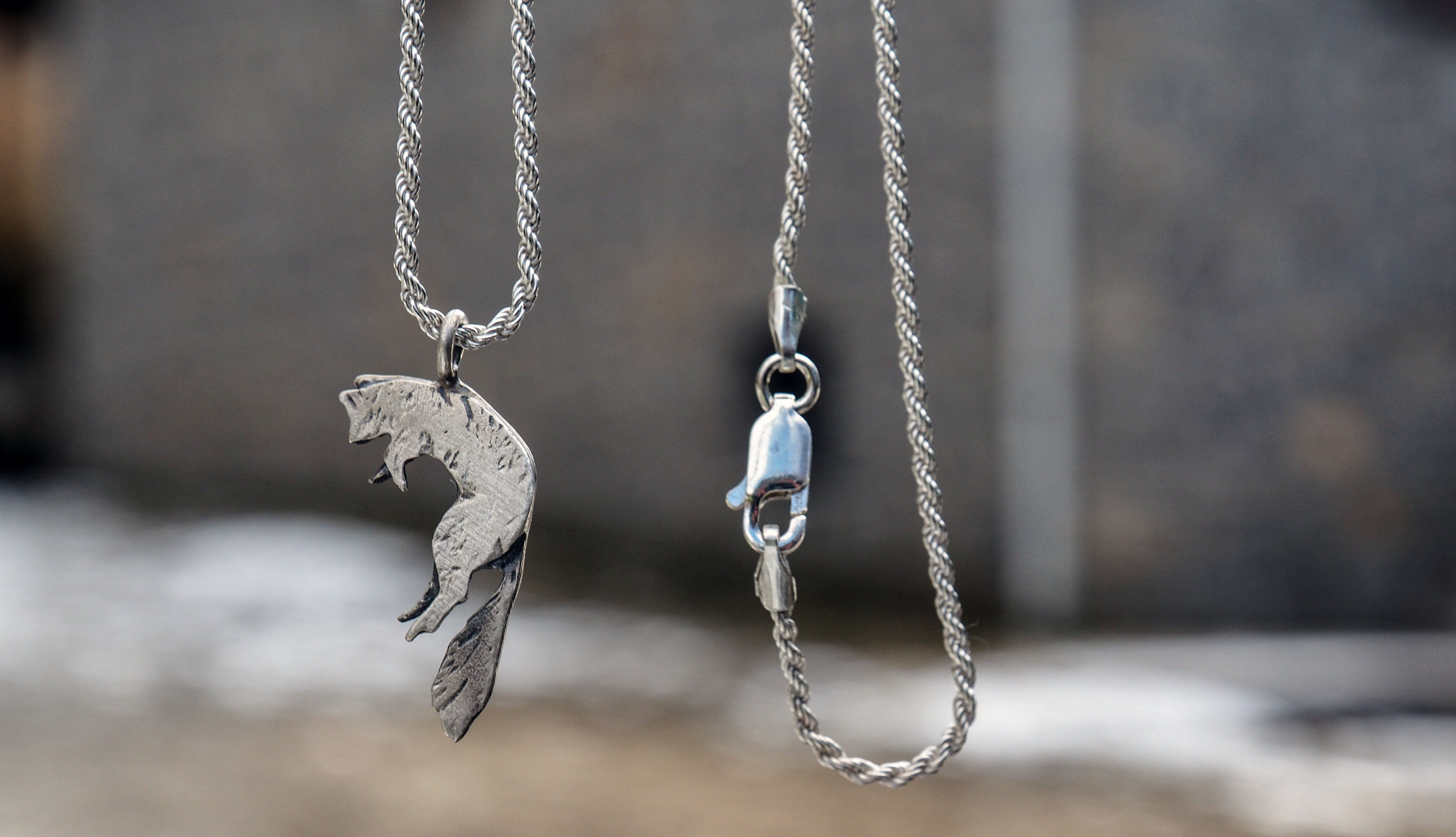 Drifting Fox | Pendant – RedFoxStories