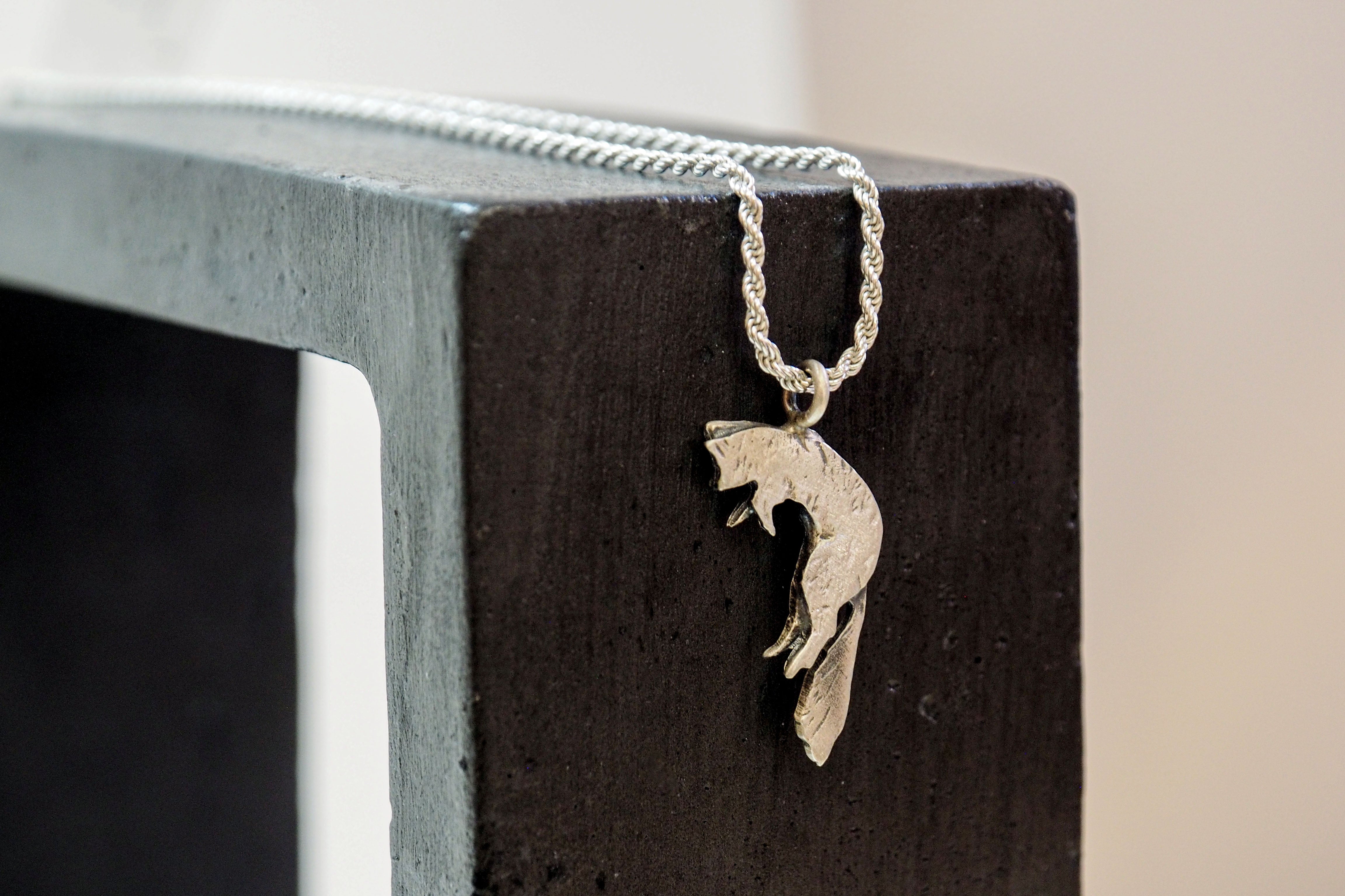 Drifting Fox | Pendant – RedFoxStories