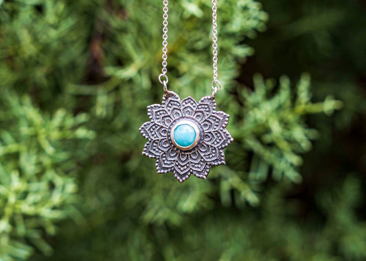 Sacred Aura | Mandala Necklace with Stone