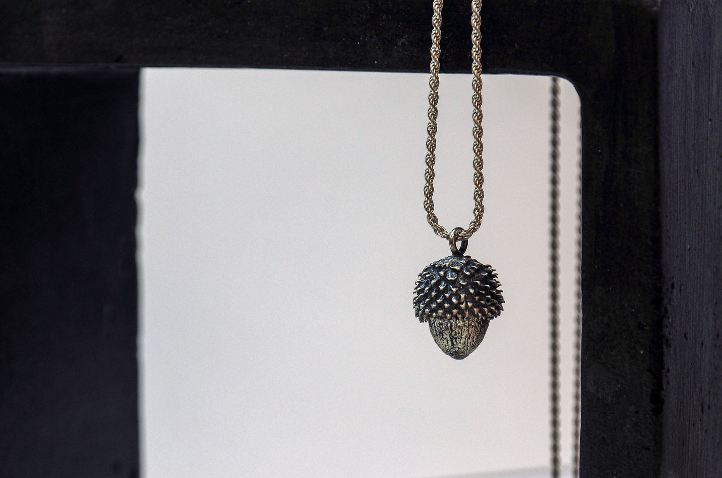 Acorn | Necklace