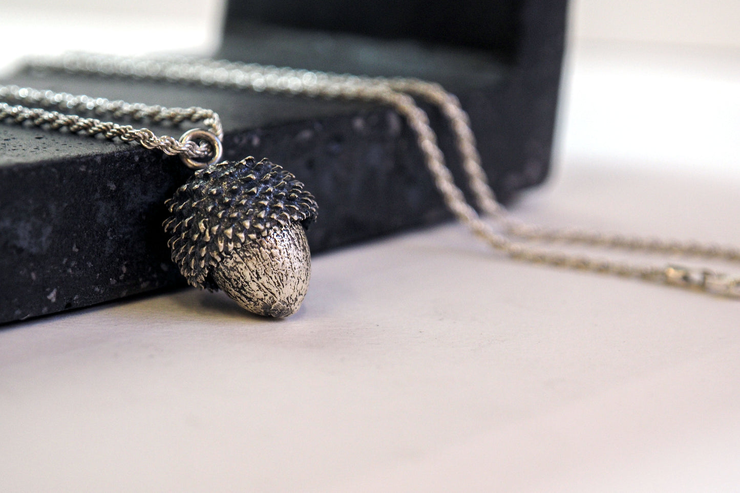 Acorn | Necklace