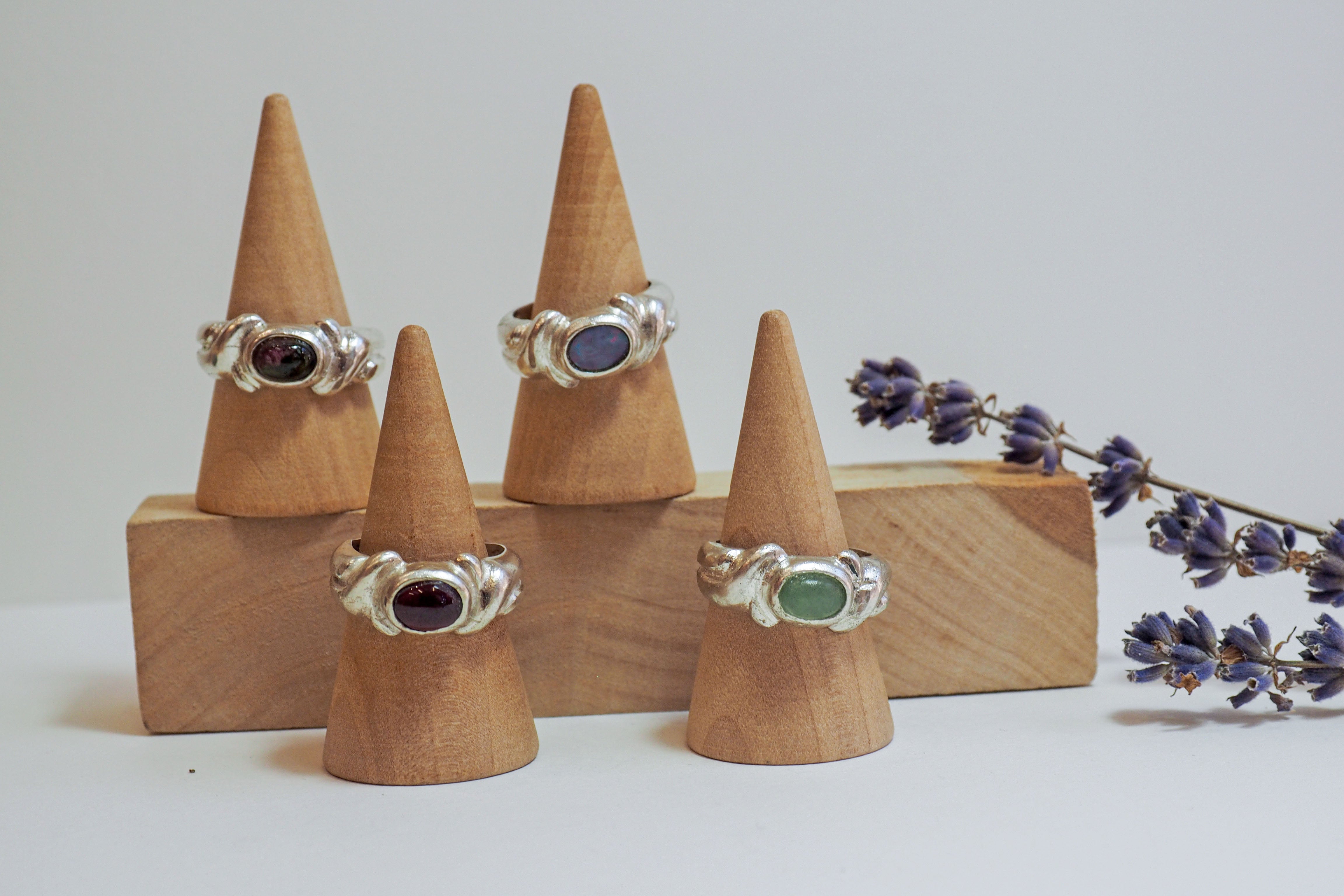 Alaida | Ring with Gemstone