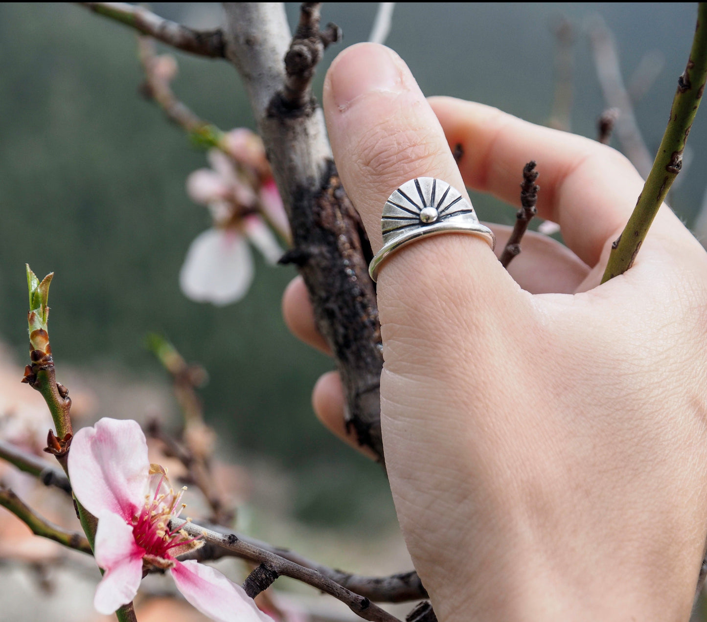 Rising Sun | Sterling silver ring